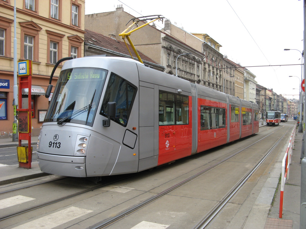tram.jpg